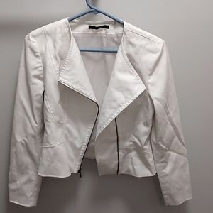 Tahari white jacket US 4